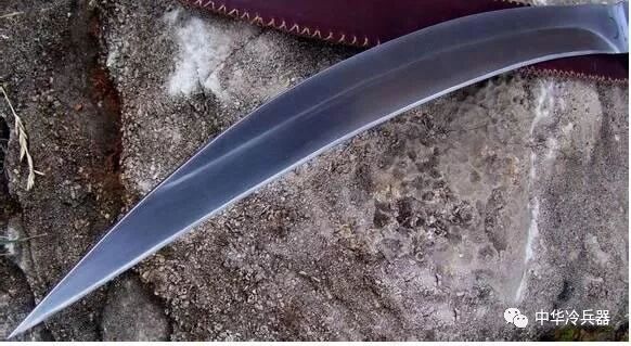 輕鬆卸下一條胳膊 讓羅馬軍隊都感到畏懼的可怕武器 色雷斯長柄逆刃刀 中華冷兵器 微文庫