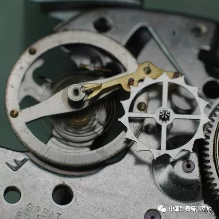 精密钟表齿轮_钟表齿轮安装_钟表齿轮铣刀