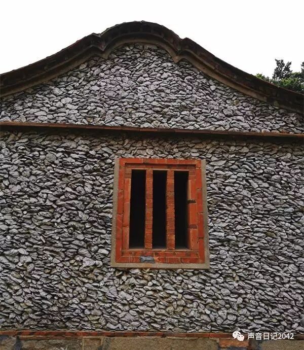 用牡蛎建造的房子蚵壳厝