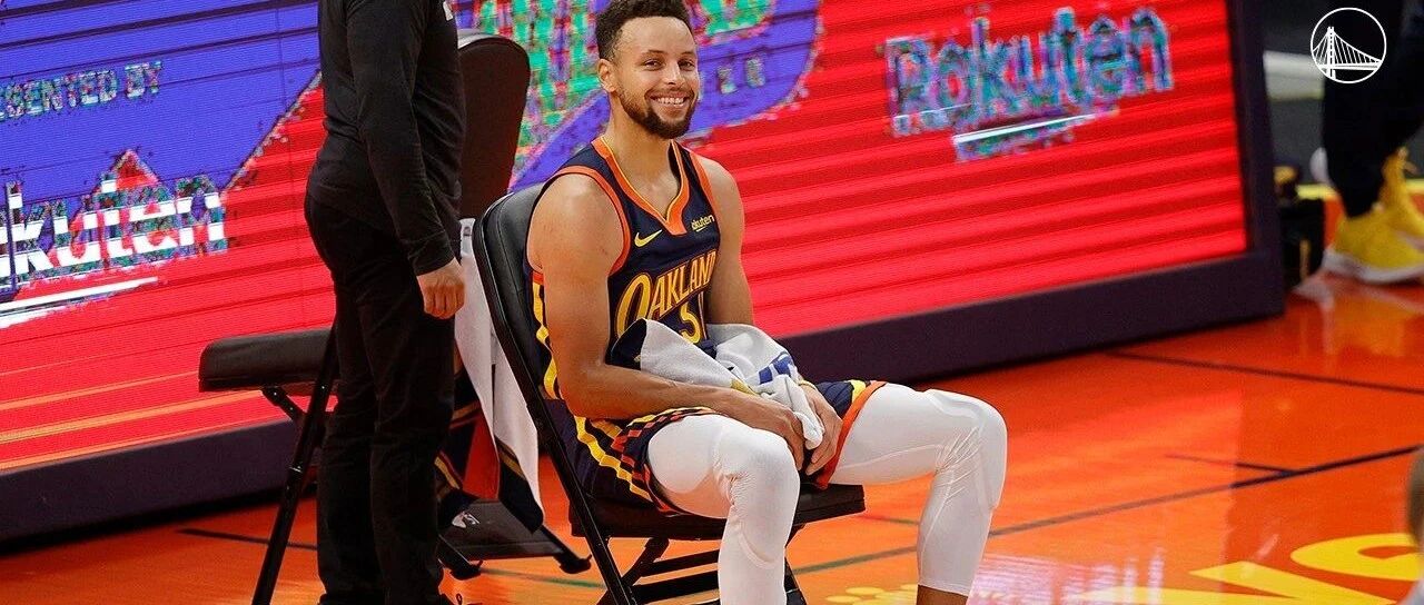 4分钟15分！库里这爆炸力没谁了！维金斯防守高光，欲长留勇士