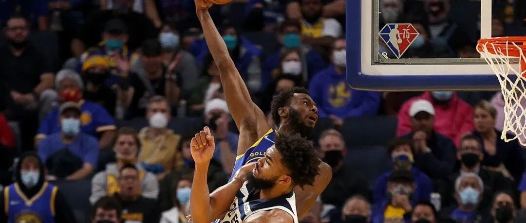 维金斯、小佩顿扣爽了，库里很疑惑，克莱躺枪