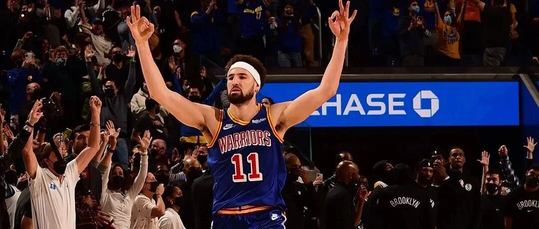 彻底回来了！克莱关键球！库里末节爆发自我救赎，维金斯持续高光