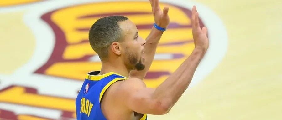 40分9三分！库里又打爽了，单节20分比肩科比，第三座MVP来吧！