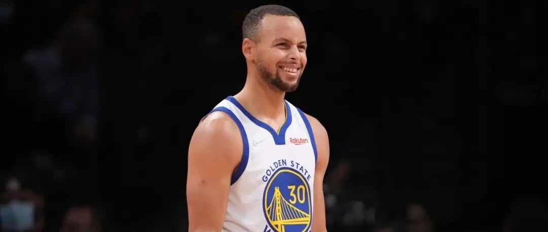 37分+9三分平平无奇！维金斯持续高效，克莱恢复里程碑