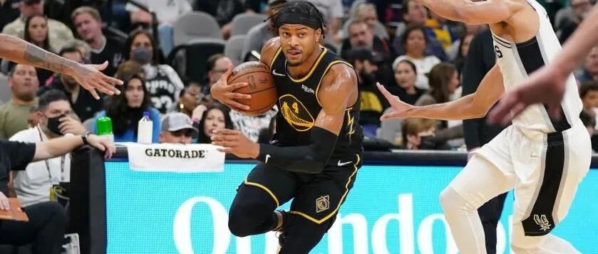 穆迪制胜抢断！库明加统治末节！一边争冠一边重建，厉害了勇士！