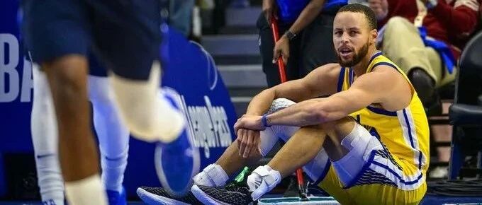 9分之后14分！库里连场拉胯，命中率不足20%，自己都无奈了