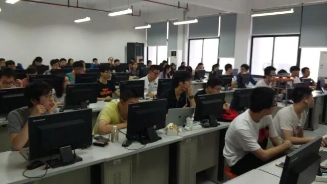 同学们学习的热情很高