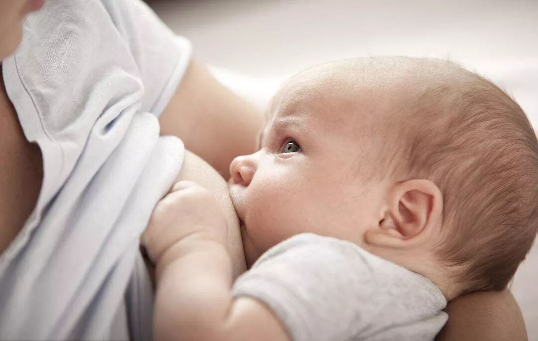 春天是宝宝断奶的好时机，断奶小贴士请查收