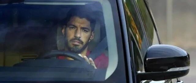 终于送走苏亚雷斯，巴萨这就舒心了？