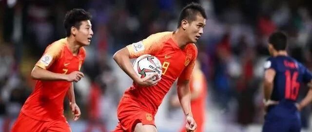 今日情话：我们还在亚洲杯