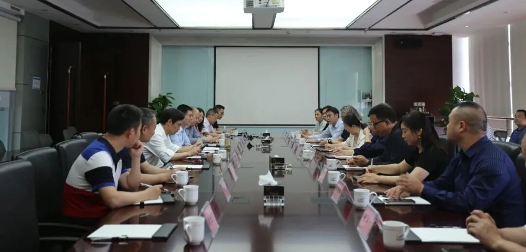 四川大学商学院_四川金纬电网罗健照片_青岛展纬商有限公司