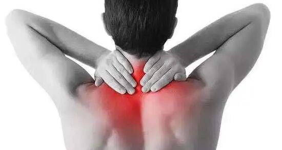 颈椎最怕的6件事！再不注意，后果真的很严重！