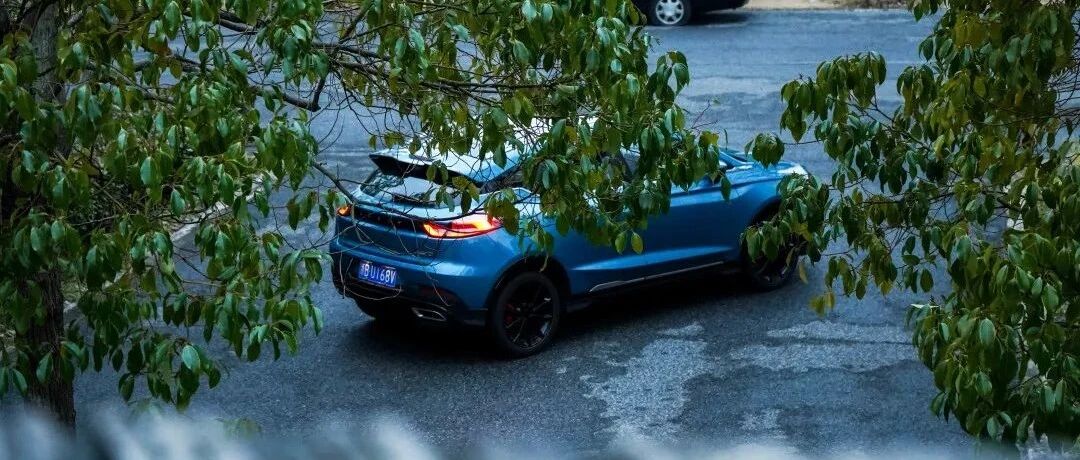 假如帝豪S穿越回5年前遇到了自己……