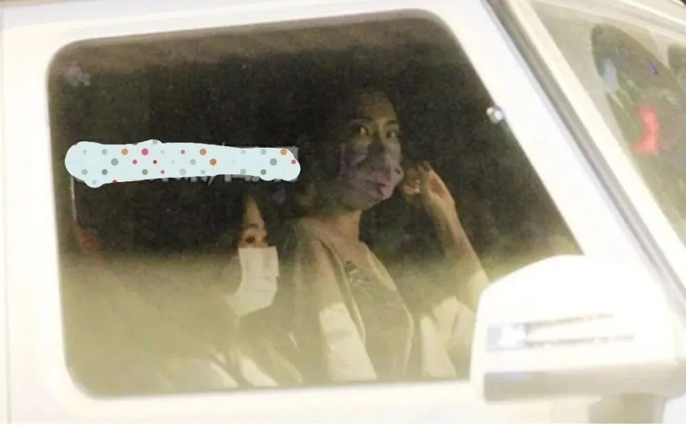 拎刀家暴，芒果台假夫妻早离了？