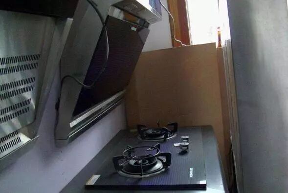 廚房裝油煙機，側吸和頂吸哪個好？選錯了費電還跑煙，花錢不討好 家居 第5張