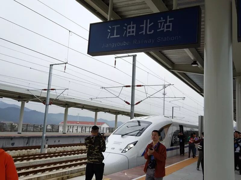 西安到重庆多少路程_西安重庆到宜昌的豪华轮多少钱_重庆到西安多少公里