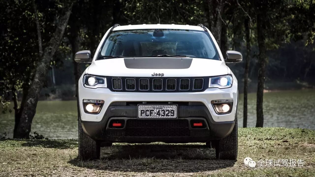 国外试驾指南者trailhawk