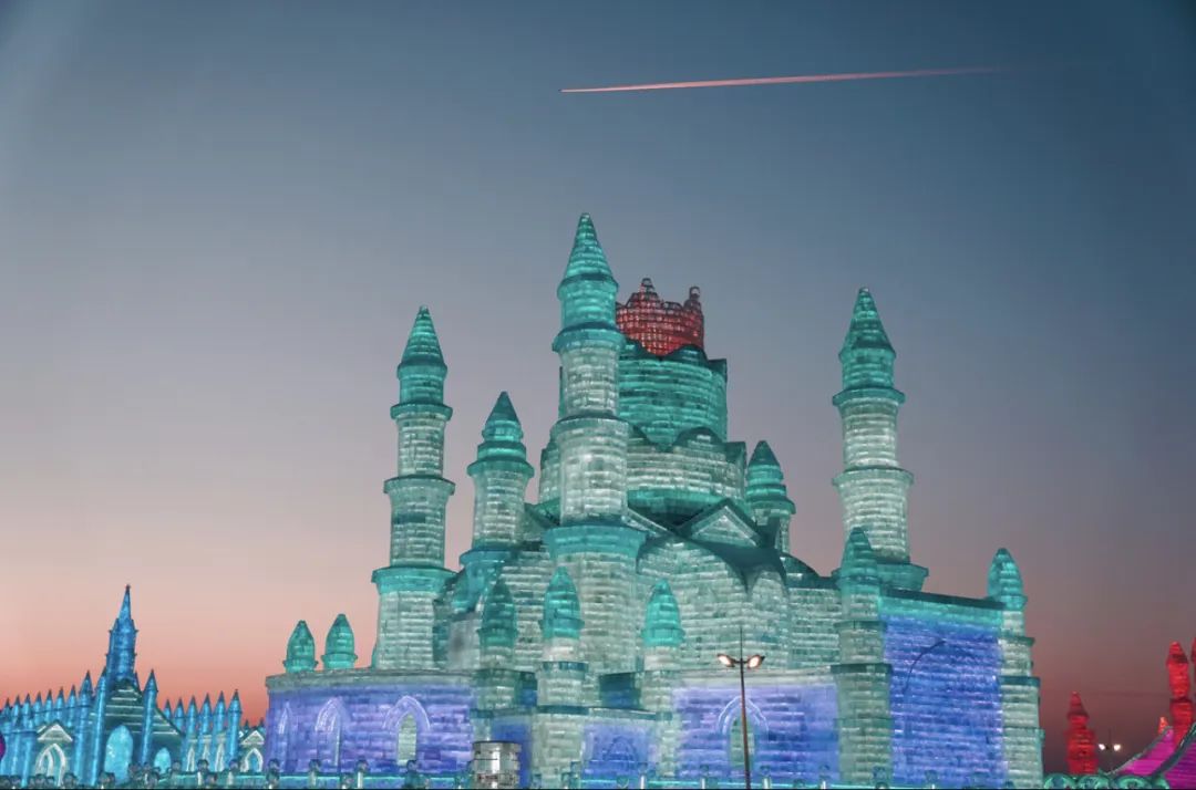 尔滨火了！网友预算18万求攻略，我给大家准备了一份哈尔滨最全旅游攻略，记得收藏