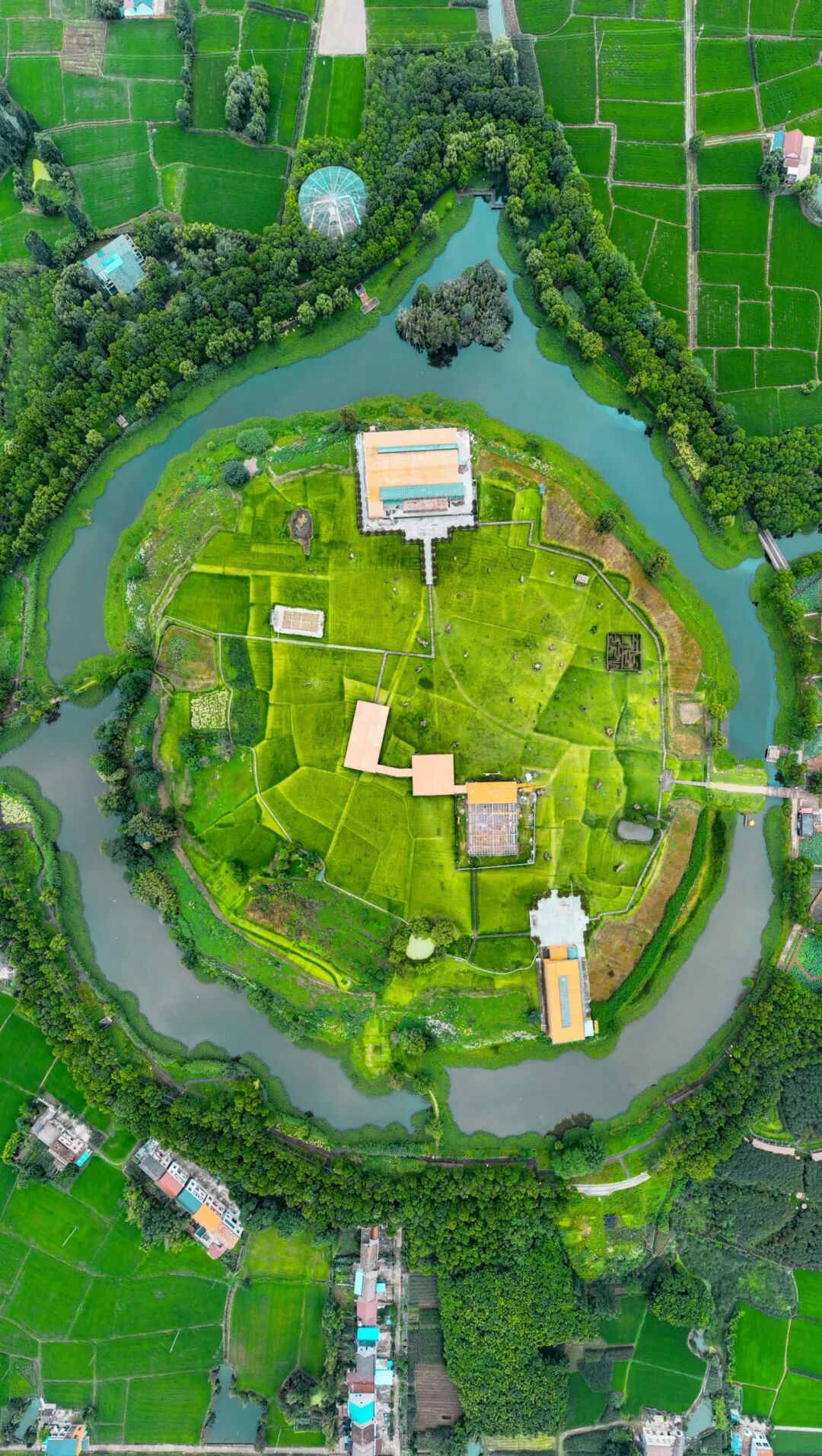 中国最早的“城里人”，为何在湖南这个县？