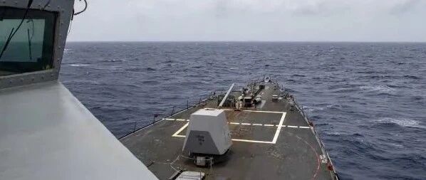 美媒关注：中国出动海空兵力坚决驱离擅闯西沙美舰