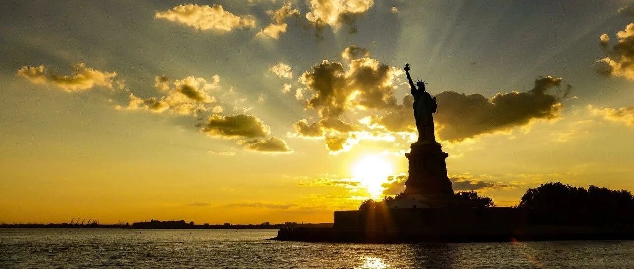 这下，全世界都知道“美国皇帝没穿衣服”…… | 锐参考