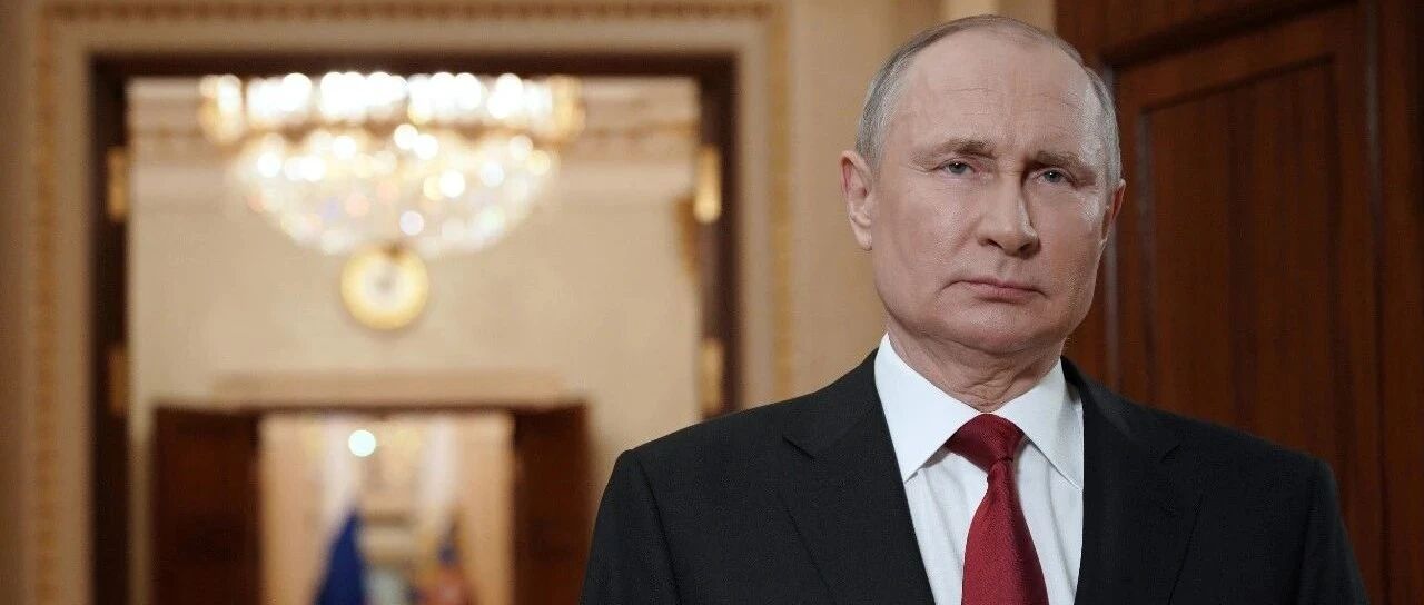 普京能否打赢这场“无形”的战争？ | 参考快评