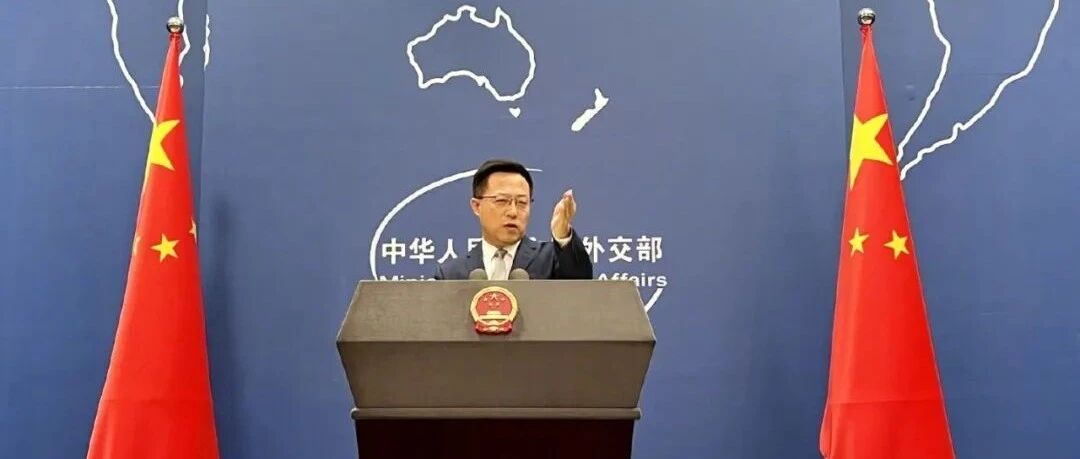 “我们听到的是她哈哈笑声”