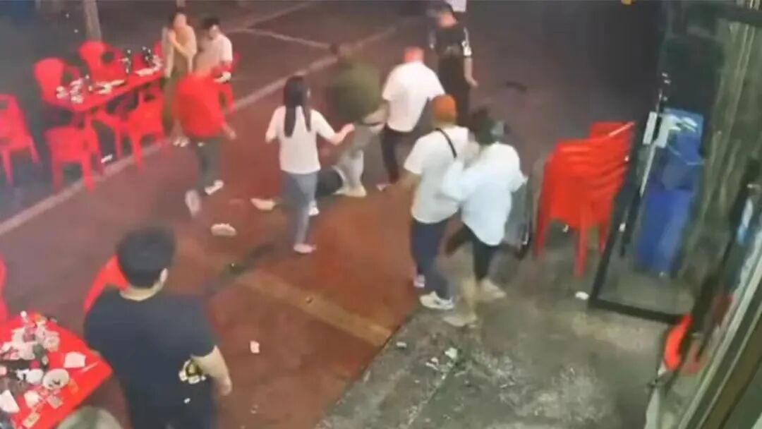Ongoing attention - A month after Wang X's sexual harassment was released on the Internet, the violence has also turned into a blackout.