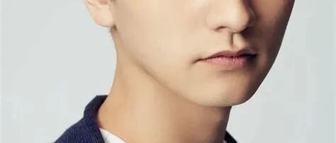 这位演员人设食草男的纯情boy因私下生活备受争议…喜好从派对上带女性回家？