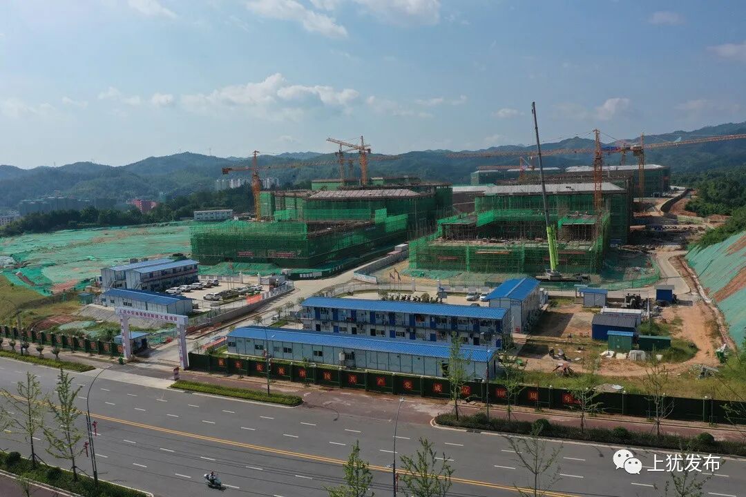 快来看看上犹中学南湖校区已经建成这样了