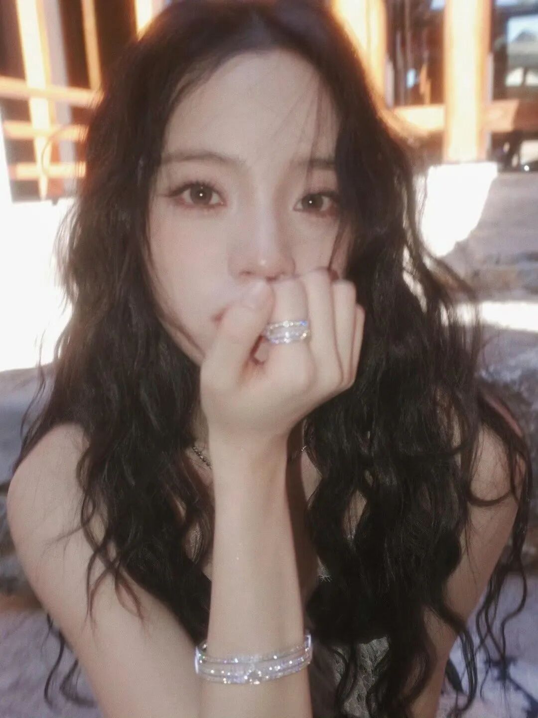 欧阳娜娜好像行走的洋娃娃