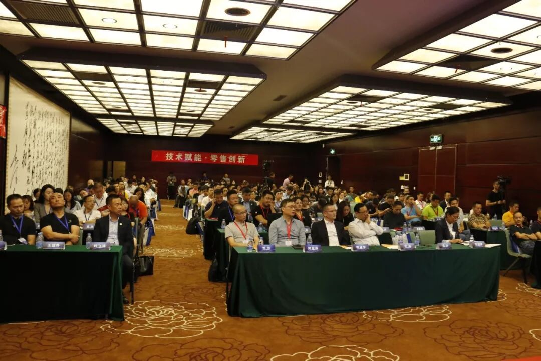 没想到（首届中国智能科技展览）首届中国智能产业博览会，首届中国展示道具智慧大会暨智造大奖赛发布会在深召开，(图2)