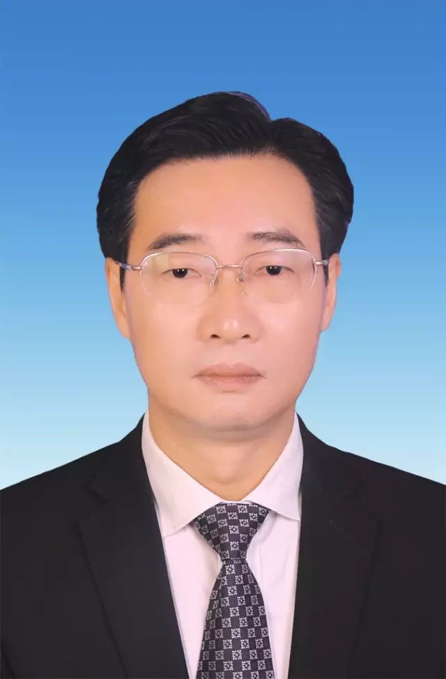 乐山市第七届人大常委会主任,副主任,秘书长简历