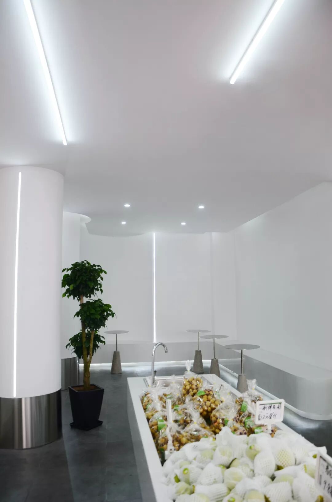 水果店logo_梦见给领导洗水果吃_雕牌洗洁精能洗水果吗