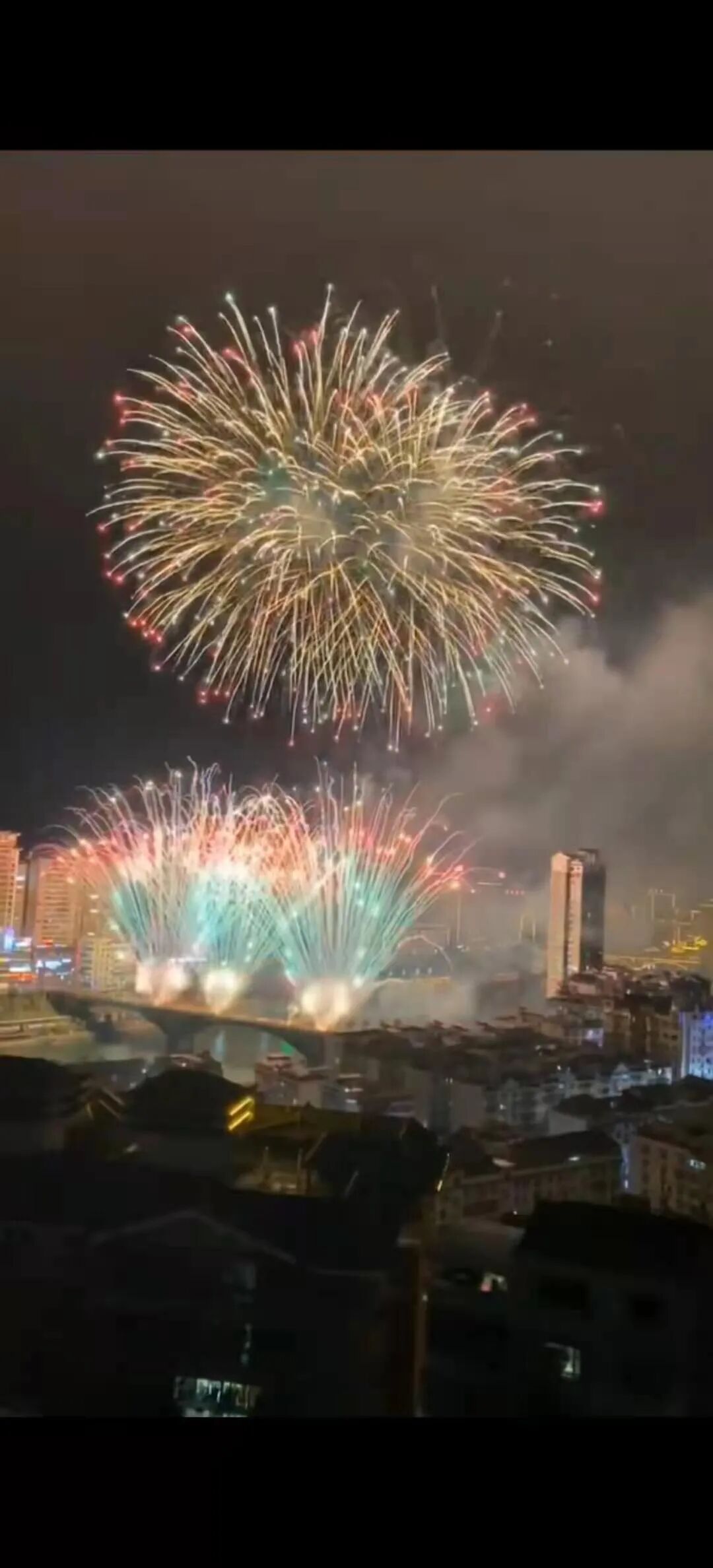 Ԫ���ڿ񻶣�ǭ���Ͼ�������������֣�