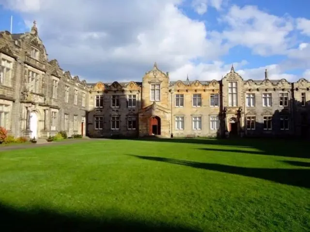【南京高中国际部】QS排名中英国最好的18所大学,除了牛津剑桥还有它们! 【南京高中国际部】QS排名中英国最好的18所大学,除了牛津剑桥还有它们!