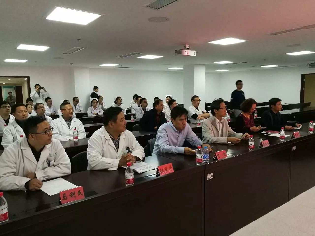 南通大学附属医院与武汉佑康科技输尿管软镜培训班揭牌仪式圆满结束 南通大学附属医院与武汉佑康科技输尿管软镜培训班揭牌仪式圆满结束