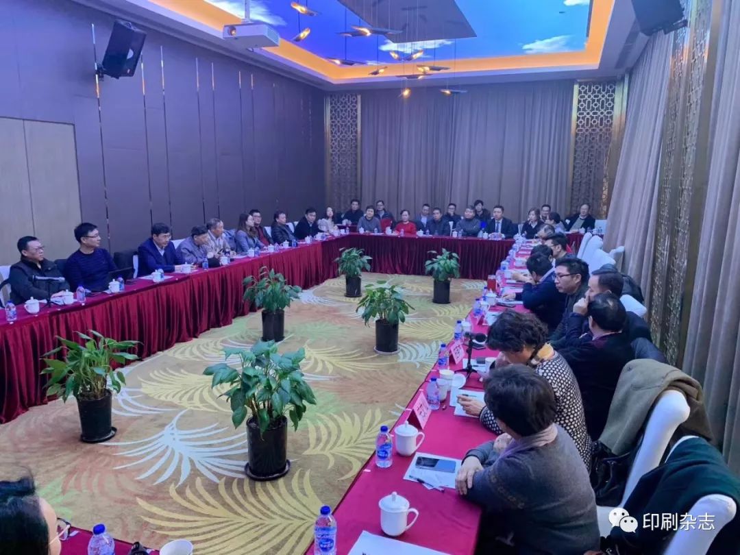 單頁(yè)畫冊(cè)印刷定制_掛歷印刷定制_上海包裝印刷定制