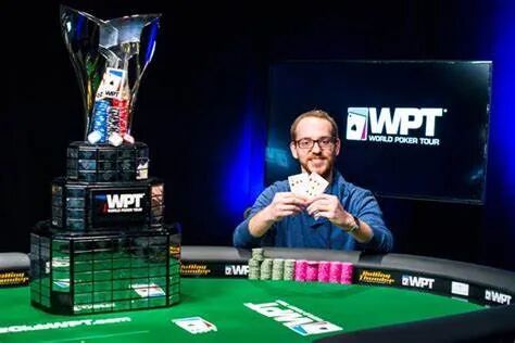 13岁出道19岁打比赛赢220万刀是种怎样的经历？