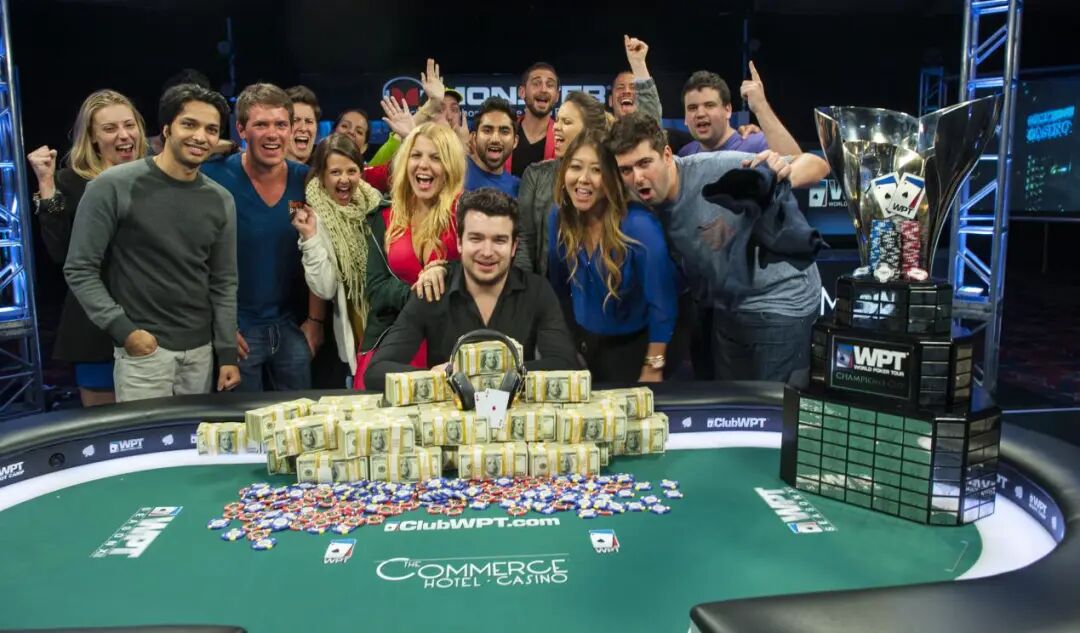 530刀买入的赛事线上MTT大神SB位用A5s连诈两条街结果...