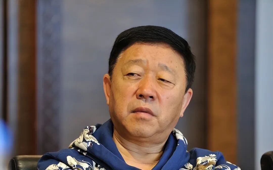 身价225亿!昔日青岛码头搬运工,缔造全球最会赚钱的海运公司!