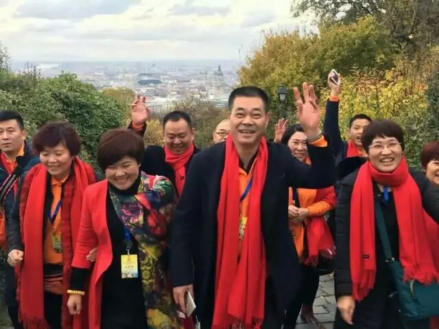 黑茶荣誉懂事亲自给大家分享成功的秘籍！