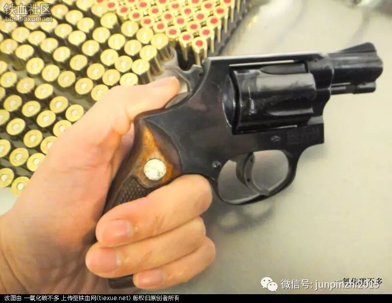 香港警匪片经典--点三八左轮百弹狂轰