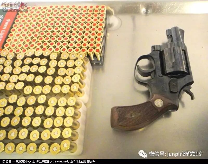 香港警匪片经典--点三八左轮百弹狂轰