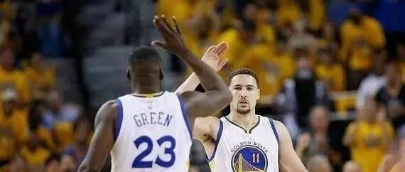 如果你被防守队员逼的接不到球怎么办！