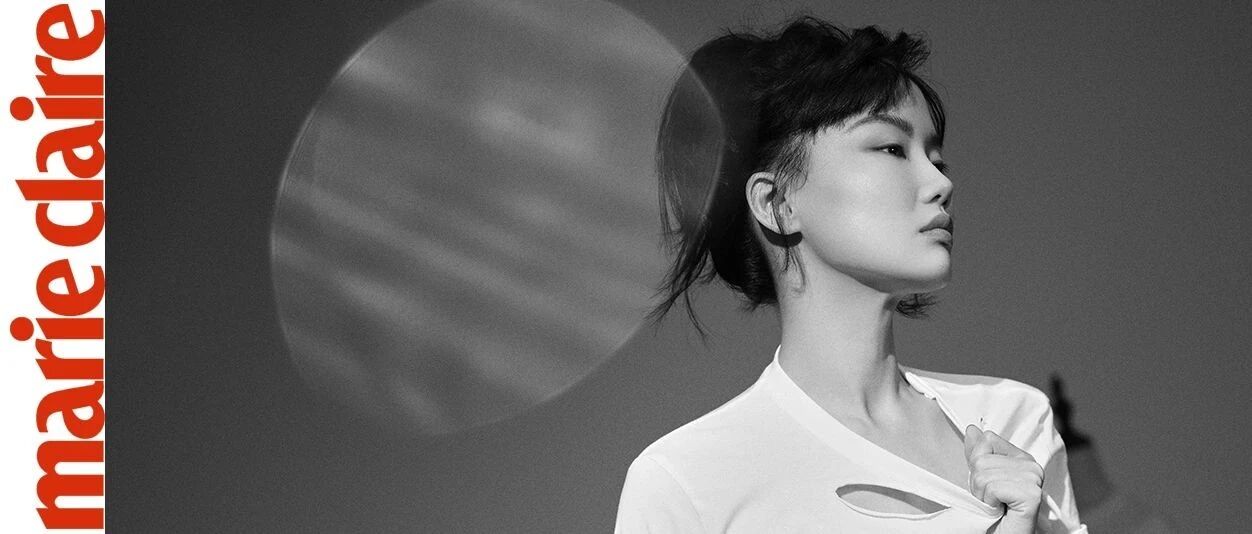 “剪刀手”黄龄：为自己造型 | 嘉人百大赏