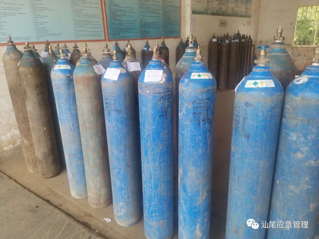 警示储罐标识液氩气的标志_液氩储罐警示标识_储罐罐体标识