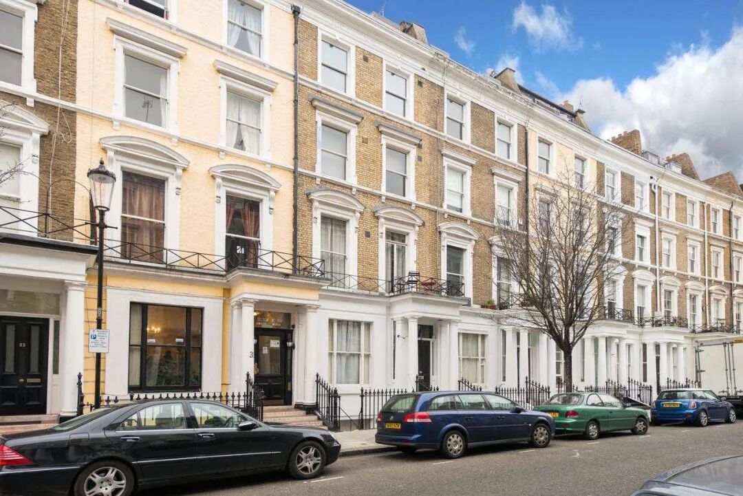 邮票创始人是英国教育家 邮政改革家谁_英国皇家邮政好嘛_英国伦敦邮政编码