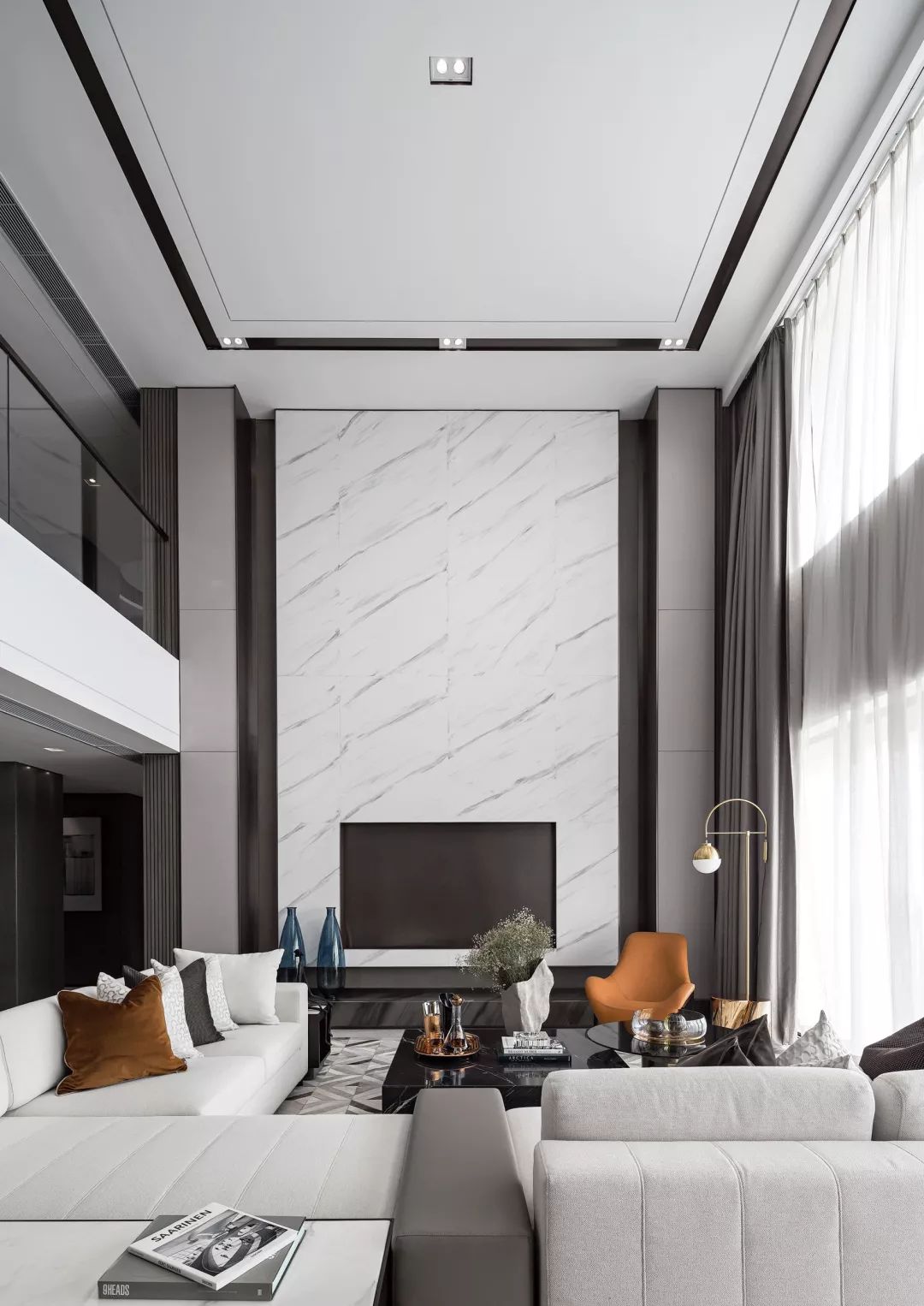 撞色高级灰，到底怎么配色，你会了吗？