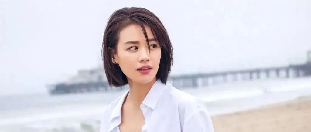 又一明星患抑郁症？自曝不吃药腿软身体僵失明，连在房间里挪动都困难？